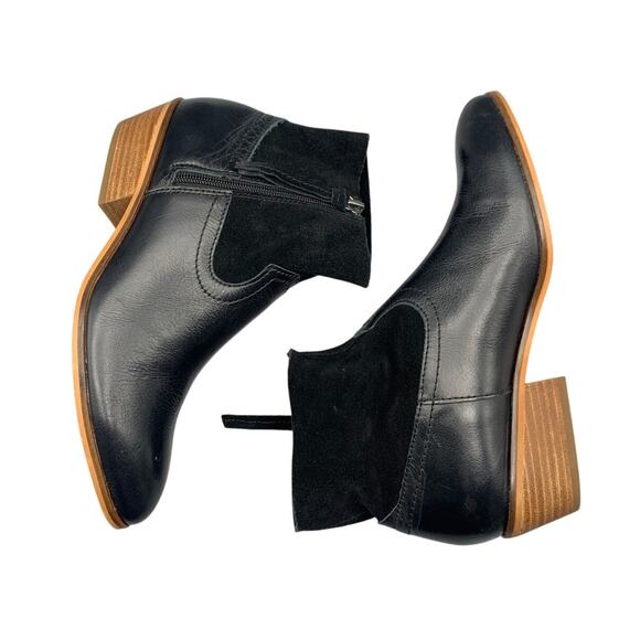 Frye & Co Womens Rubie Zip Bootie Size 8 Black Leather Ankle Boot Suede 70733 - Picture 2 of 10